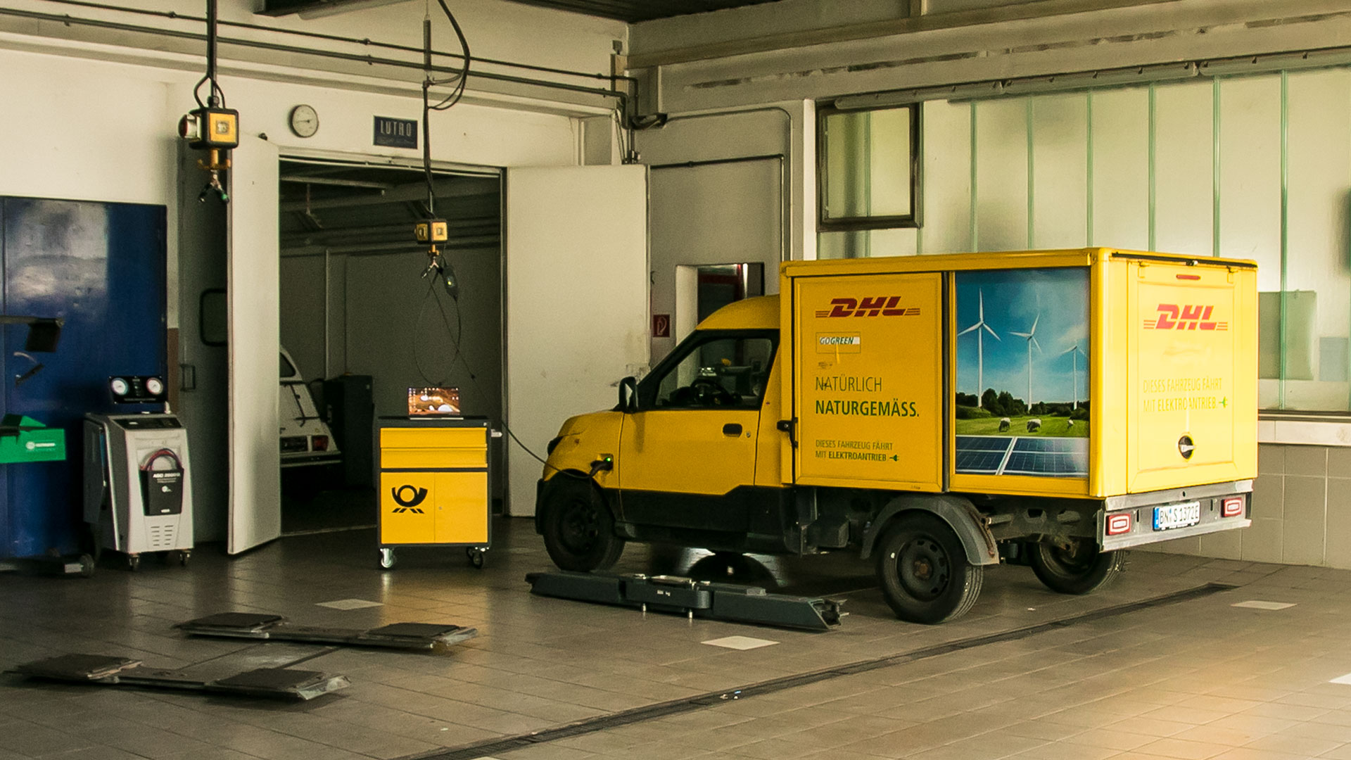 DHL Streetscooter